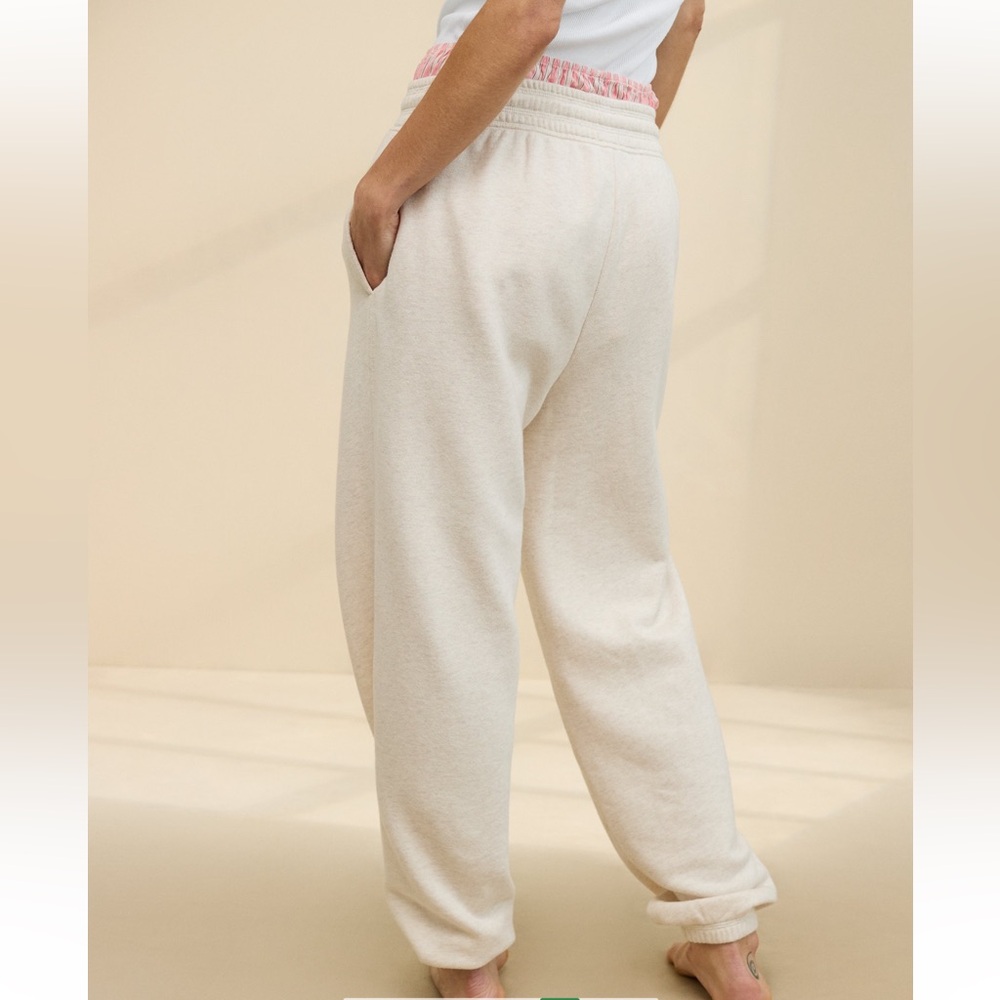 NWT Offline by Aerie Joggers in Heather Frost - Picture 4 of 4